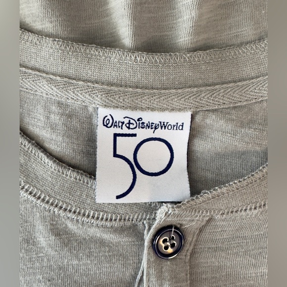 Grey Disney short sleeve tee Walt Disney World 50th Anniversary. Size XXL - Picture 3 of 6